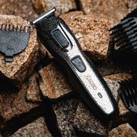 Baardtrimmer met 10 opzetstukken van Camry - thumbnail