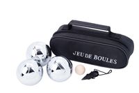 Metalen jeu de boules in zwarte tas met rits. 3 ballen met een diameter van 74mm Metalen jeu de boules in zwarte tas met rits. 3 ballen met een diameter van 74mm
