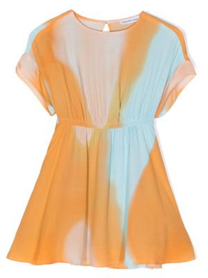Calvin Klein Kids robe plissée à imprimé graphique - Orange
