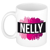 Naam cadeau mok / beker Nelly met roze verfstrepen 300 ml - thumbnail