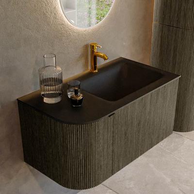 Badmeubel Mondiaz Kurve | 85 cm cm | Meubelkleur Shadow | Wastafelkleur Urban | Solid surface | Wasbak rechter zijde spoelbak | 1 kraangat