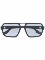 Prada Eyewear lunettes de soleil à monture carrée oversize - Noir Prada Eyewear lunettes de soleil à monture carrée oversize - Noir