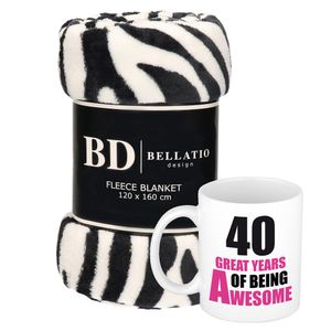 Cadeau verjaardag 40 jaar vrouw set - Fleece plaid/deken zebra print met 40 great years awesome mok   -