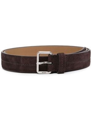 Prada ceinture à boucle gravée - Marron