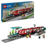 LEGO City 60423 City Centre Tram en Station, voertuig voor kinderen vanaf 7 jaar