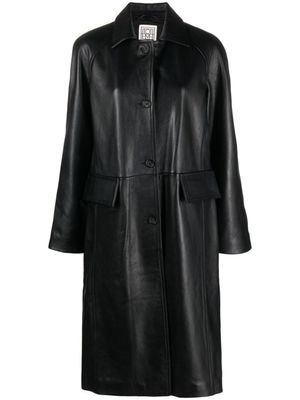 TOTEME manteau en cuir à manches raglan - Noir