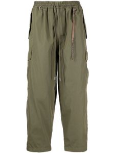 Mastermind Japan pantalon en coton mélangé à poches cargo - Vert