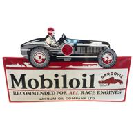 Mobiloil Gargoyle Raceauto Emaille Bord - 61 x 38 cm Mobiloil Gargoyle Raceauto Emaille Bord - 61 x 38 cm