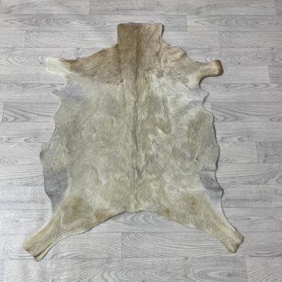 Geitenhuid creme bruin 105x90cm