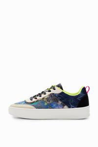 Sneakers met plateauzool en patch - MATERIAL FINISHES - 39