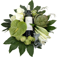 Luxe bloemstuk met fles wijn naar keuze