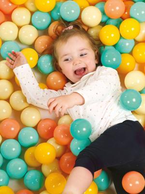 75 gemengde speelballen LUDI meerkleurig