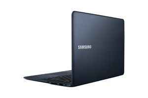 Samsung 9 NT910S3K Notebook 33,8 cm (13.3") Full HD Vijfde generatie Intel® Core™ i3 8 GB LPDDR3-SDRAM 128 GB SSD Windows 8.1 Zwart