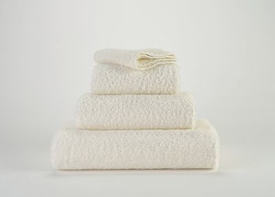 Abyss Abyss & Habidecor Super Pile Handdoek 60x110 103 ivory