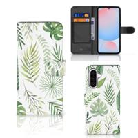 Samsung Galaxy A56 Hoesje Leaves