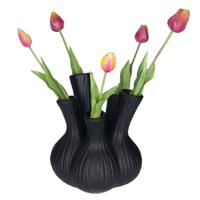 Countryfield Bloemenvaas Moyo - tulpenvaas - mat zwart - L24 x B24 x H27 cm - interieur - decoratie Countryfield Bloemenvaas Moyo - tulpenvaas - mat zwart - L24 x B24 x H27 cm - interieur - decoratie