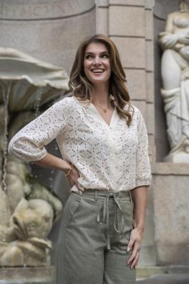 Elvira Casuals Blouse Darcy E1 26-017 Blouse 15 Off White