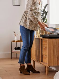 Rechte gerafelde zwangerschapsjeans met 68 cm binnenbeenlengte bleu denim