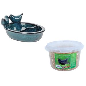 Vogelvoeder- en drinkschaal blauw keramiek 21 cm inclusief 4-seizoenen mueslimix vogelvoer