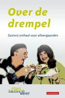 Over de drempel (Paperback)