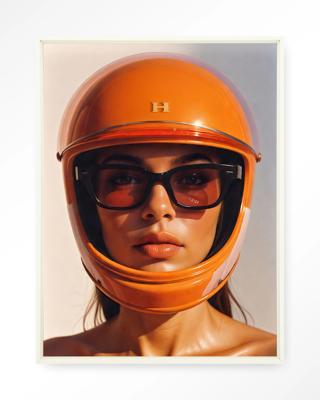 Urban Cotton Wandkleed 'Hermes Helmet' 145 x 190cm in Floating Frame - off white