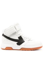 Off-White baskets en cuir Out Of Office à patch logo - Blanc