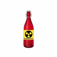 Rode fles met gifdrank en radioactive etiket