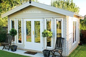 Lugarde Blokhut B15 400x350 cm - 44 mm- Zadeldak- Onbehandeld vurenhout- Lugarde