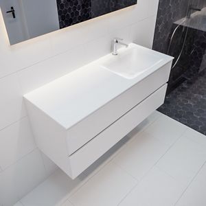 Mondiaz Vica Cloud badmeubel wit mat 120 cm 2 lades solid surface enkele spoelbak rechts 1 kraangat