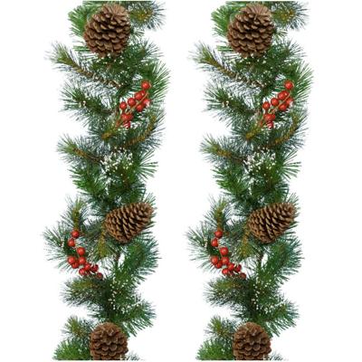 Decoris Guirlande - Set van 2x stuks - kerstslinger - groen - nepsneeuw en deco - 270 cm Decoris Guirlande - Set van 2x stuks - kerstslinger - groen - nepsneeuw en deco - 270 cm