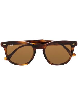 Ray-Ban lunettes de soleil Hawkeye à monture carrée - Marron