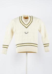Regular Merlin Sweater in White size XL