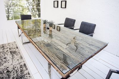 Massieve eettafel BARRACUDA 180cm antiek teakhout met stalen sledepoten inclusief glazen blad - 36648