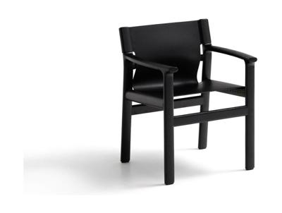Kave Home Jan eetkamerstoel leder Zwart essenhout