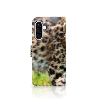 Samsung Galaxy A36 | Telefoonhoesje | Met pasjeshouder | Baby Luipaard