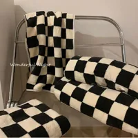 Zwart-Wit Geblokte Handdoekenset | 100% polyester Zwart-Wit Geblokte Handdoekenset | 100% polyester