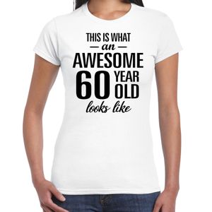 Awesome 60 year / 60 jaar cadeau t-shirt wit dames