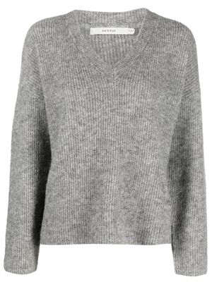 Gestuz pull nervuré à col v - Gris