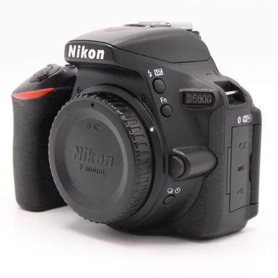 Nikon D5600 body occasion
