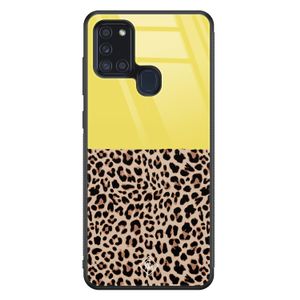 Samsung Galaxy A21s glazen hardcase - Luipaard geel