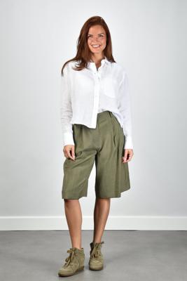 Margaux Lonnberg short Hewit kaki