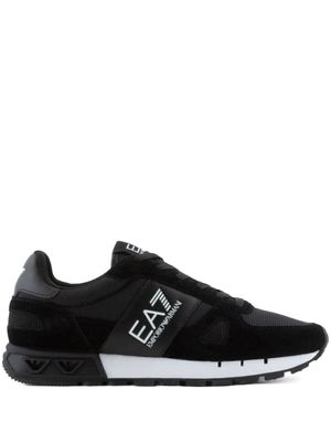 Ea7 Emporio Armani baskets à logo imprimé - Noir