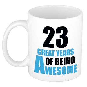 23 great years of being awesome cadeau mok / beker wit en blauw