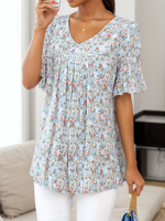 Women's Small Floral V Neck Daily Top