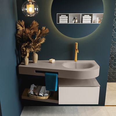 MONDIAZ RIVA 120cm badmeubel onderkast / planchet kleur Linen met 1 lade. Wastafel DULCET rechts 1 kraangat kleur Smoke. MONDIAZ RIVA 120cm badmeubel onderkast / planchet kleur Linen met 1 lade. Wastafel DULCET rechts 1 kraangat kleur Smoke.