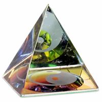 Kristal Piramide Yin Yang (4 cm) - thumbnail