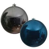 2x stuks grote kerstballen van 20 cm glans van kunststof blauw en zilver - thumbnail