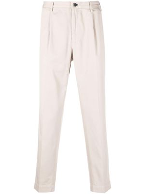 Incotex pantalon droit à design plissé - Tons neutres