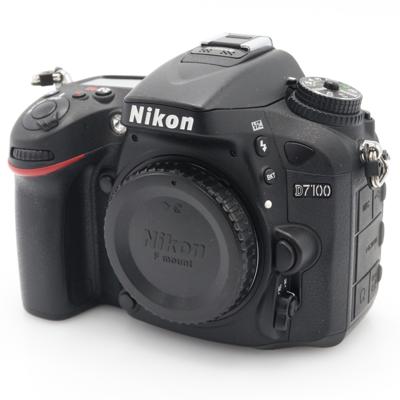 Nikon D7100 body occasion