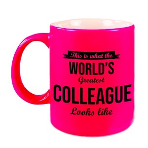 Worlds Greatest Colleague cadeau koffiemok / theebeker neon roze 330 ml   -